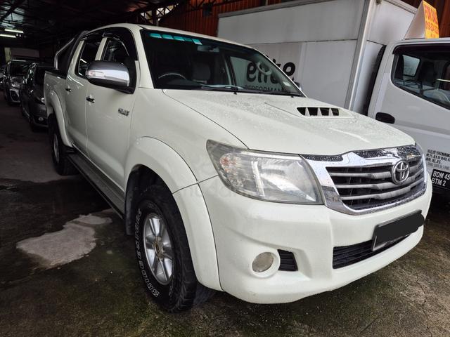2013 Toyota HILUX 2.5 G VNT FACELIFT (A) - 2