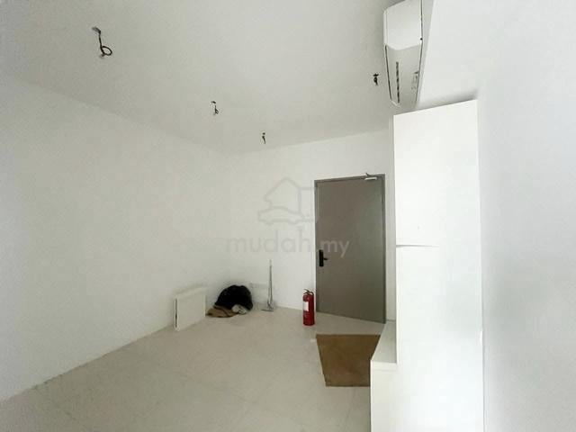 Bay Suites 1