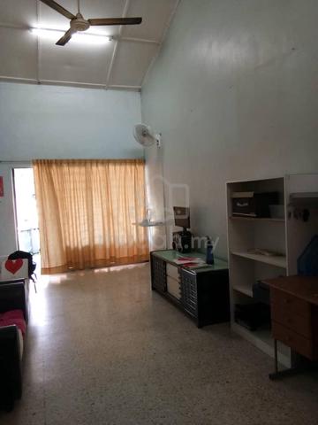 1 Storey For Rent @ Taman Puteri Wangsa/ Jln Keris/ Ulu Tiram 1
