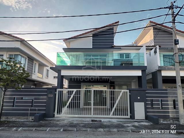 Semi-Detached House for Sale 1