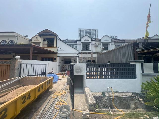 Double Storey Terrace, Taman Pinggiran USJ 1, Subang Jaya For Sale!! 1