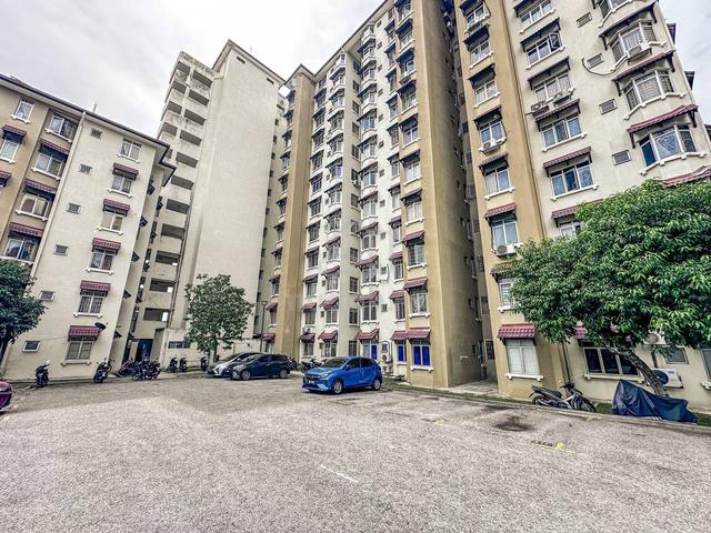 Seri Ixora Apartment 1