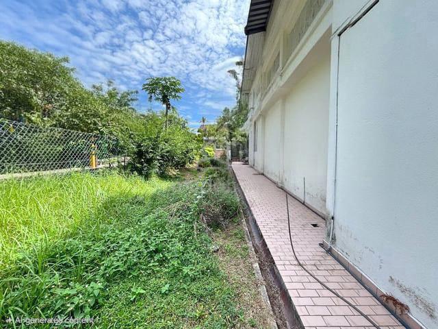 [CORNER LOT I40x70 IF. Loan] Corner Lot 2 Storey, Kajang 1