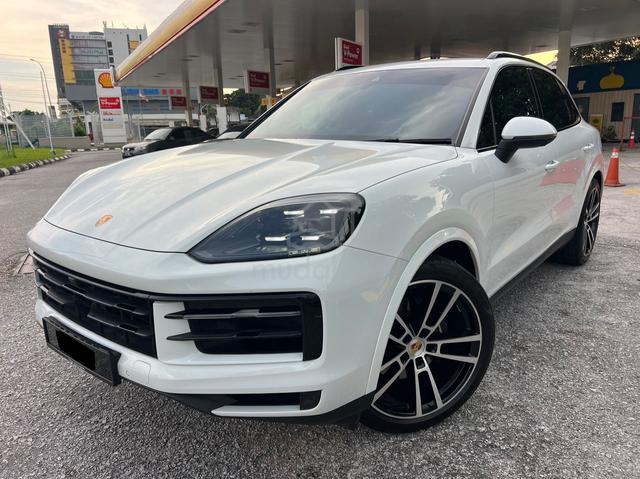 2024 Porsche CAYENNE 3.0 BASE STILL UNDER WARRANTY - 1