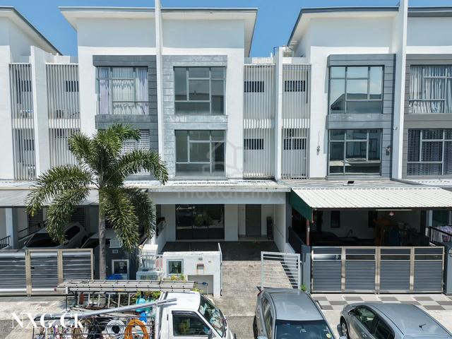 Klang Bukit Raja (Mutiara Residences) Brand New 2.5-Storey House 1
