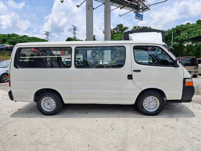 2003 Toyota HIACE 3.0 (M) P/STERLING WINDOW 11SEAT - 2