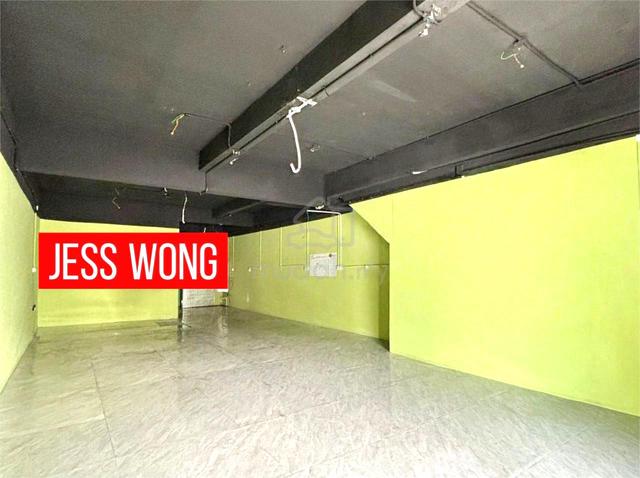 Raja Uda Facing Mainroad Ground Floor Shoplot For Rent 1