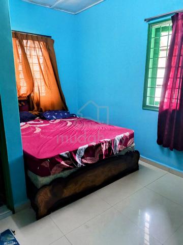 sewa bilik tampoi kipmart 1