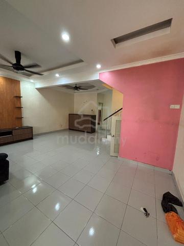 [P.Furnish 4R3B] 2Storey terrace Oakberry Taman pelangi semenyih 2 1