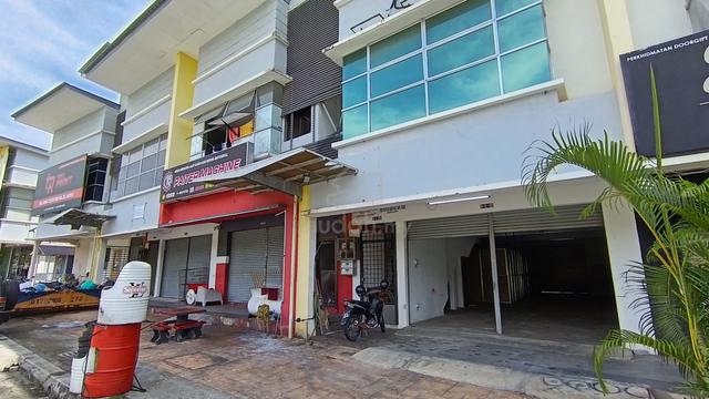 2 Storey Shoplot Desa Tropika U15 Shah Alam Facing Main Road 1