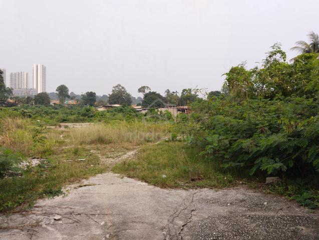 Land for Rent at Puchong Batu 14 – Suitable for Warehouse & Storage 1