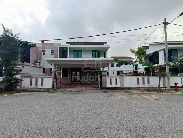 Semi D 2 tingkat Bandar Putra Mak Lagam, Kemaman 1