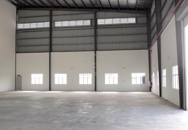 Ulu Choh, Pekan Nanas, Johor 5 Units Factory For Rent 2
