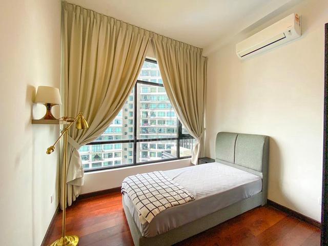 Molek Regency 5
