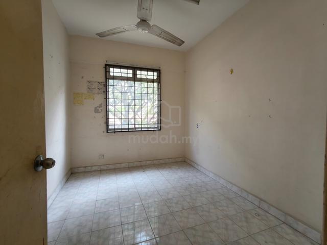 Megah Villa Apartments 1