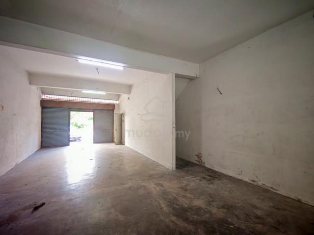 Taman Perwira Permatang Tinggi Whole Nice Unit Shoplot Cheaper Rental 1