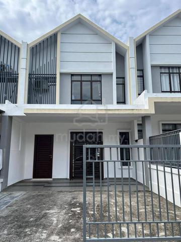 Pasir Gudang Double Storey 20x70 Below Bank Value Rm80K 1