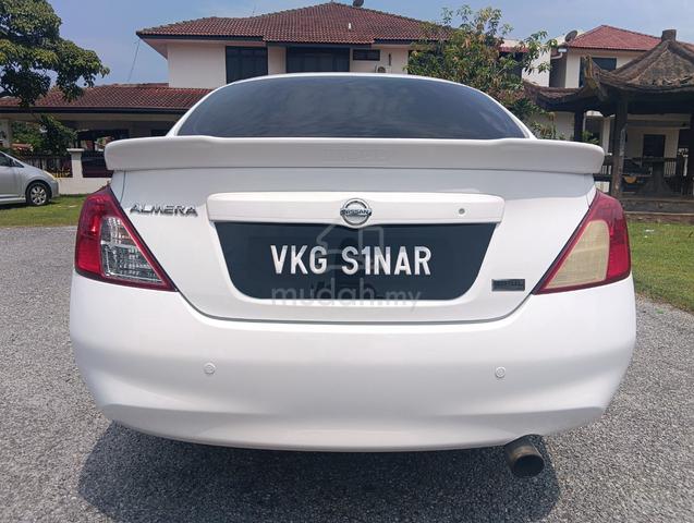 Nissan Almera 1.5E Auto - 5