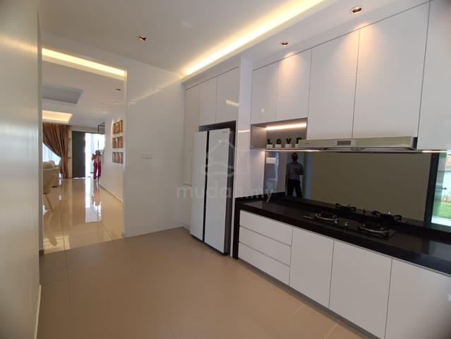 1500 sqf rm100 dpt double Storey. 1