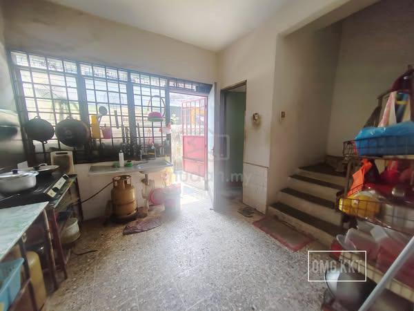 Klang Utama Double Storey Basic Unit Good Condition Best Buy 3