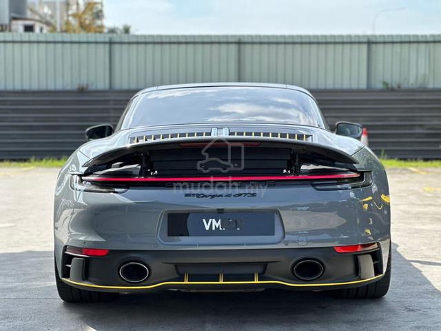 2023/2024 Porsche 911 (992.1) 3.0 TARGA 4 GTS PDK - 4