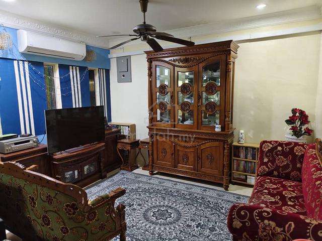 Rumah Semi-D Untuk Dijual 1