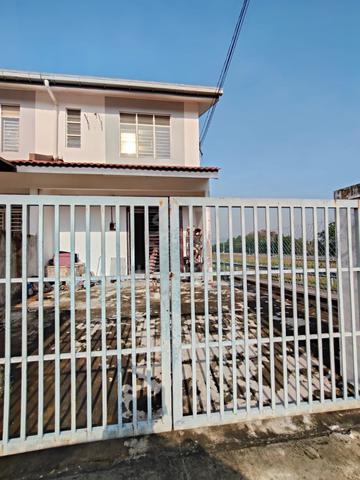End lot Taman Nusa Sentral Johor Bahru Low Cost House 1
