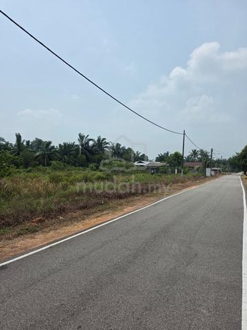 Rumah, Kedai & Kebun Tanah Pertanian Batu 19 ¾ Air Hitam Muar 1