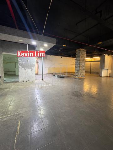 Elit Avenue 2 Adjoining Shop Unit Facing Main Road with Accessory Lot 1