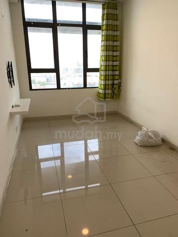 Centrestage Designer Suite 1