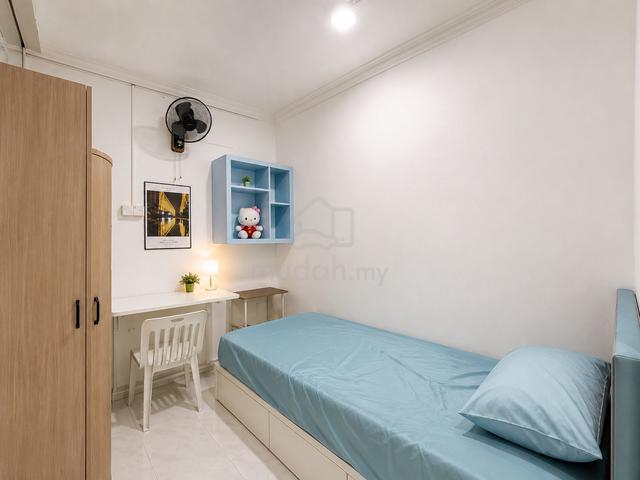 Georgetown Room with Private bathroom 1