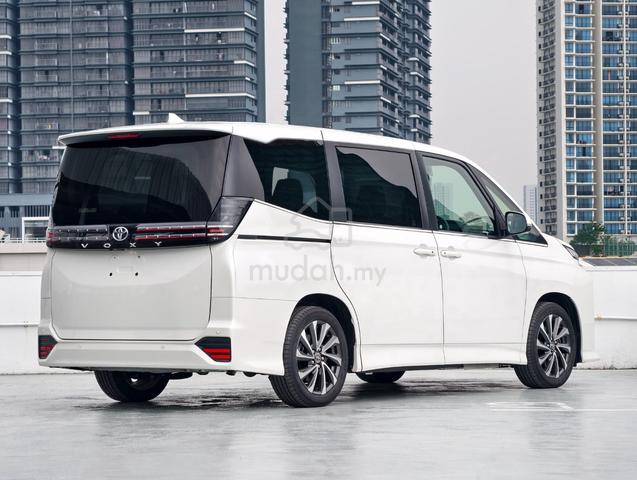 2022 Toyota VOXY 2.0 S-Z (A) - 2