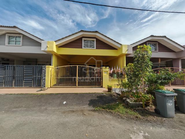 Cheapest renovated single storey house at Taman Tasik Sejati Segamat 1