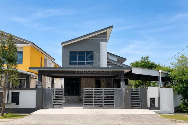 [GATED/GUARDED - FREEHOLD CORNER LOT] 2Sty Bungalow,Taman Satu Krubong 1