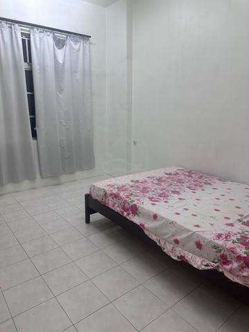 King's Height Apartment 1