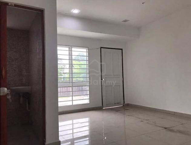 Untuk Disewa Rumah 2 tingkat Puchong Utama 1