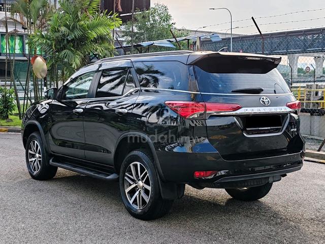 2017 Toyota FORTUNER 2.7 SRZ 4x4 SUV 7ST KLES RCAM - 3