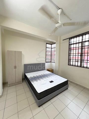 Male Unit Vista Perdana Near Mak Mandin Room For Rent 1