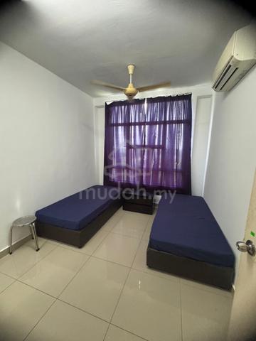 Fully Furnished Medium room for rent @The Arc Cyberjaya 1