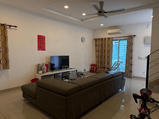 Chemor Suria, Freehold, Double Storey Inter-Corner House 1