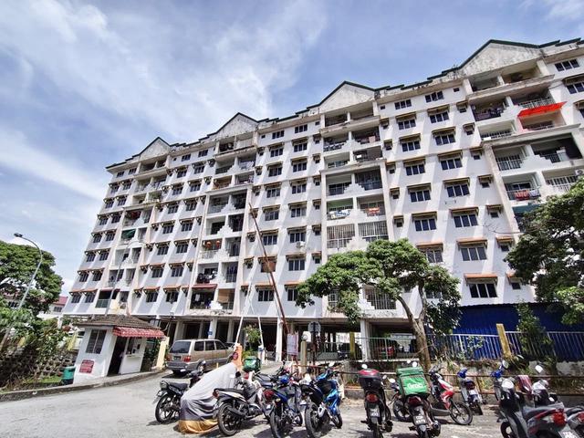 Mutiara Indah Apartment 1