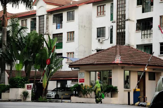 Sri Ayu 1