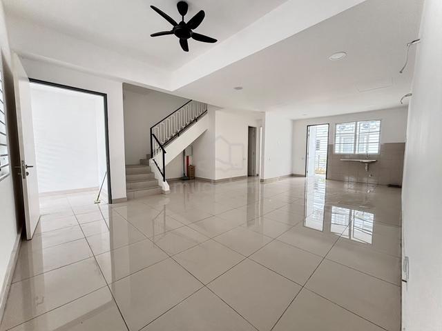 [22x70] Double Storey Terrace House Templer Residence Anggun Rawang 1