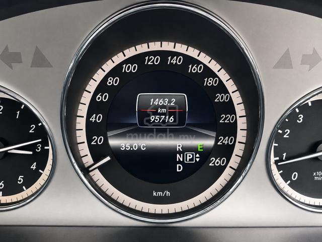 2013 Mercedes Benz E250 ORI Mileage 90k.Km ONLY ! - 3