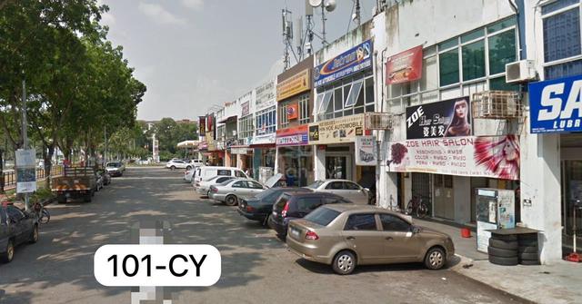 For Rent Bandar Puteri Klang
2 Storey Shoplot
20x75
Ample Parking 1