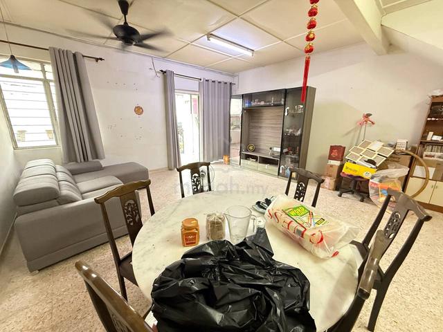 Taman Jujur Sikamat Seremban (100% Loan)Renovated Unit near desa rhu 1