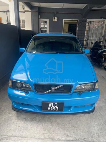1998 Volvo V70 2.4 GLE (A) - 2