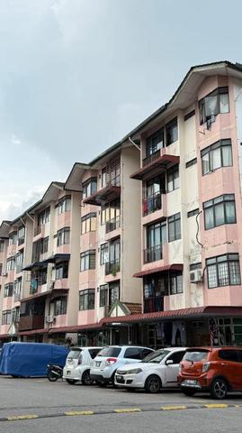 Pangsapuri Idaman (Taman Pauh) 1