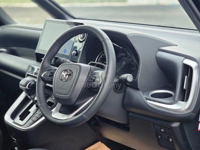 2022 Toyota VOXY 2.0 S-Z (A) - 5
