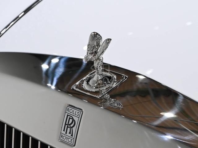 2022 Rolls Royce Phantom VIII EWB PRIVACY SUITE - 4